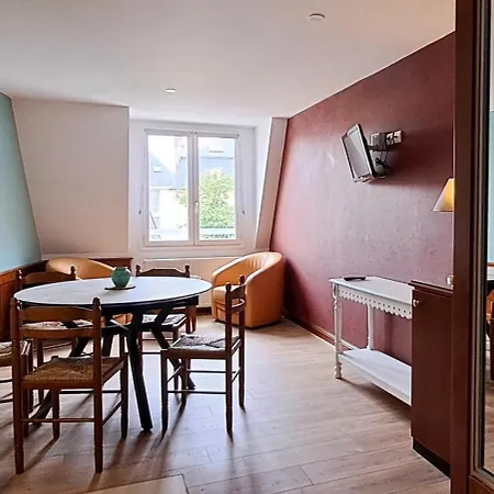 Au Jardin D'a Cote Montreuil (Pas-de-Calais)