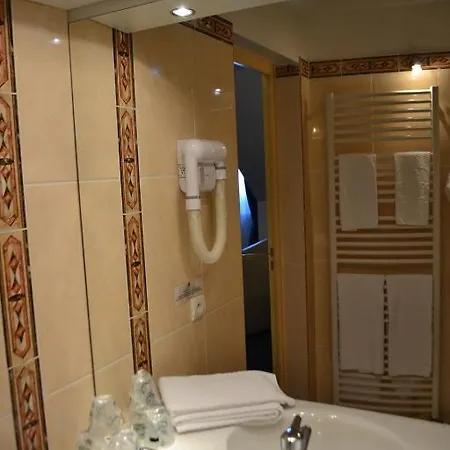 Hotel Coq 3*