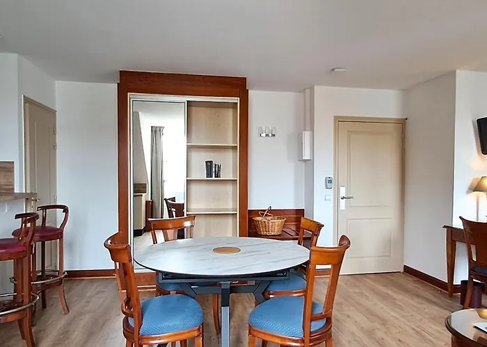 Appartement Coq Montreuil (Pas-de-Calais)